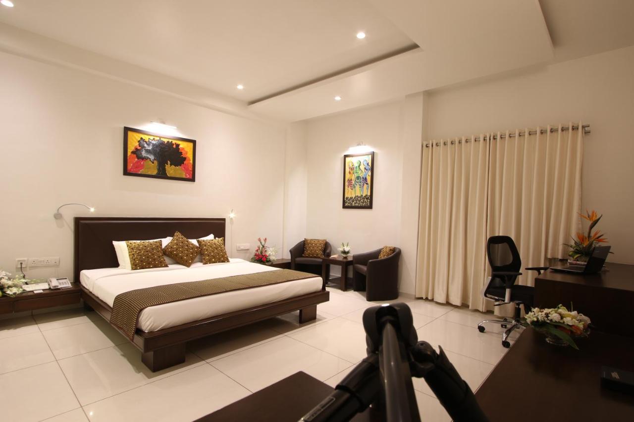 Prakruti Resort فَدودارا المظهر الخارجي الصورة