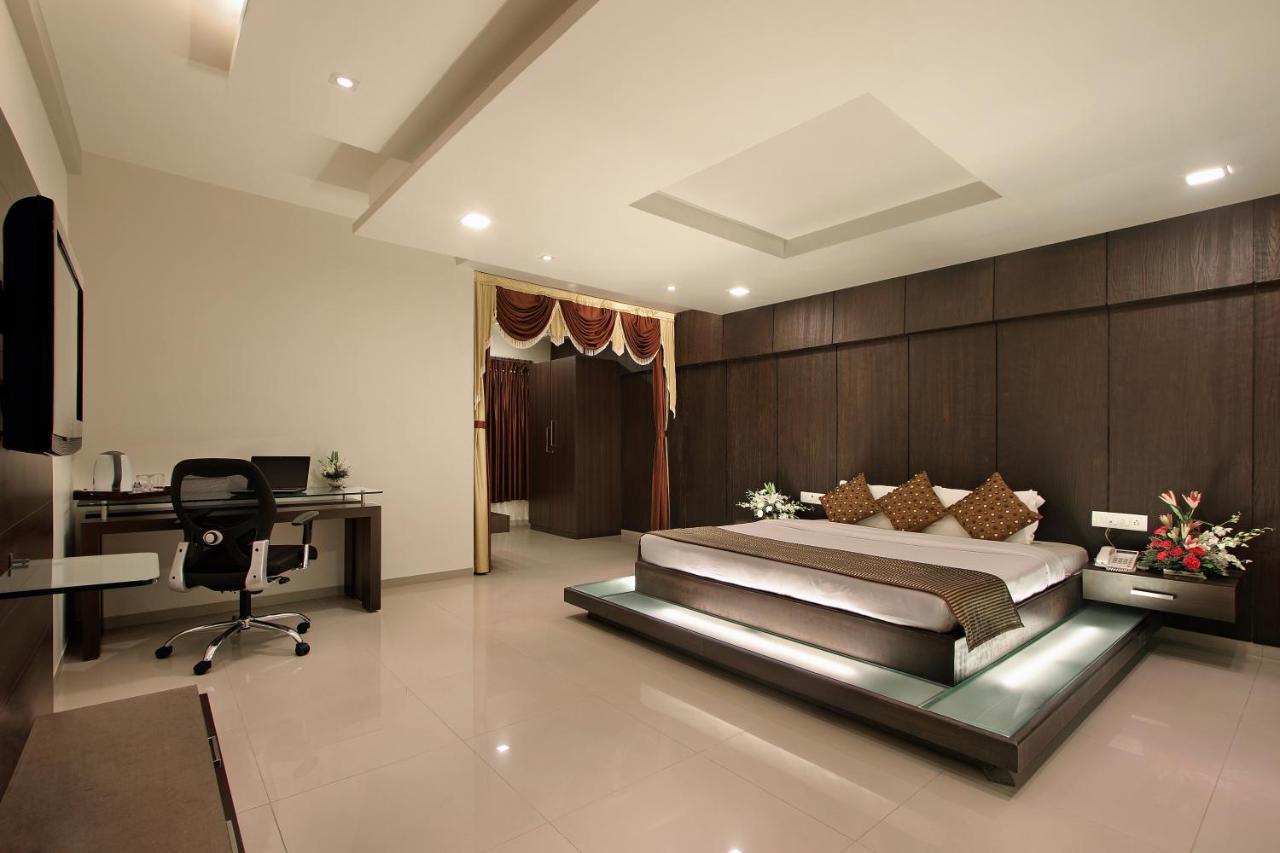 Prakruti Resort فَدودارا المظهر الخارجي الصورة